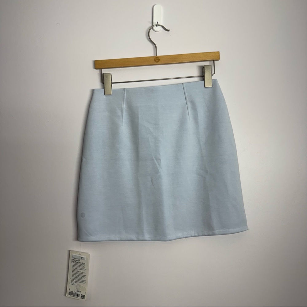 Lululemon Softstreme High-Rise Mini Skirt Starch Blue Size Small / 6 NWT - Picture 3 of 5